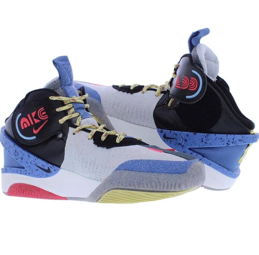 Nike Air Deldon FlyEase Multi Color Air Strobel Basketball Shoes NIB Size 9